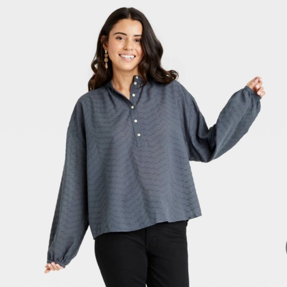 Universal Thread Blue/Gray Oversized Henley Textured Long Sleeve Blouse Size XS